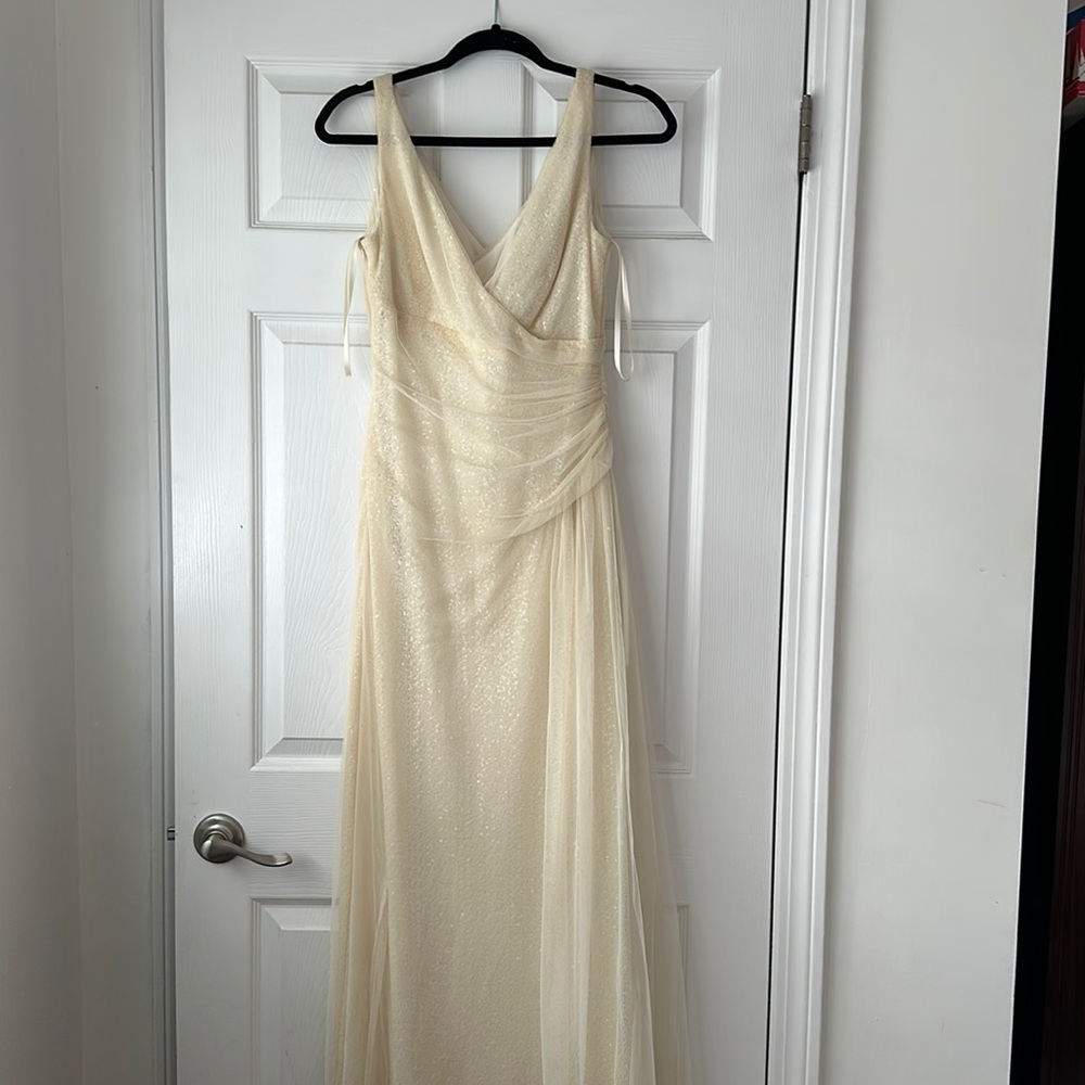 Gorgeous Ralph Lauren long gown - Size 4